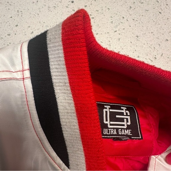 NBA Chicago Bulls Bomber Varsity Jacket - Picture 13 of 14